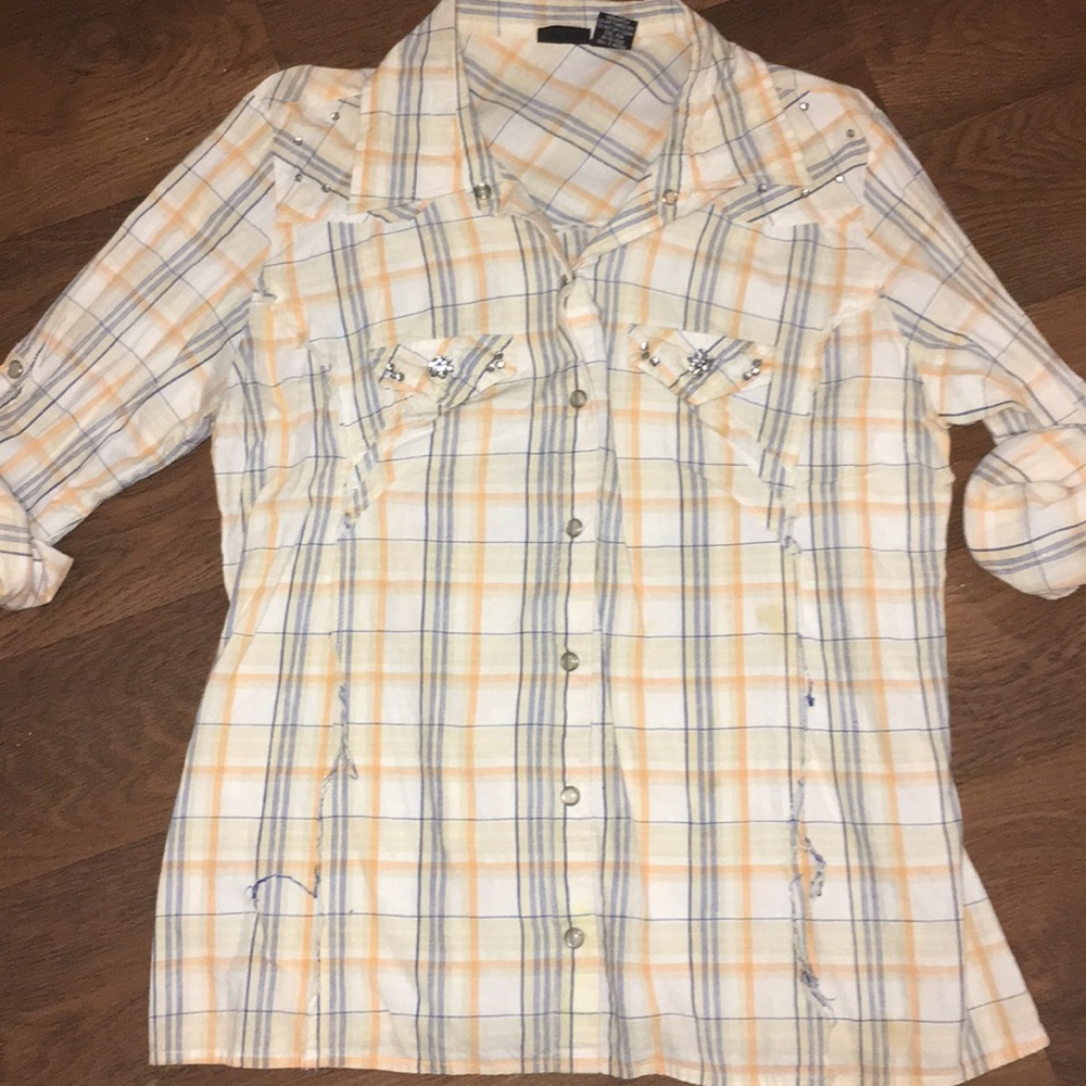 Snap button up distressed style